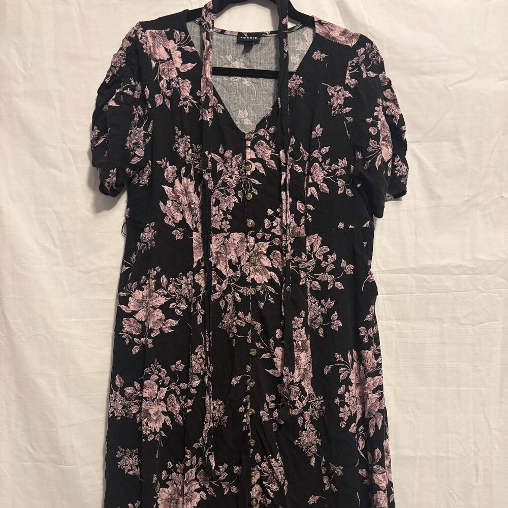 Torrid Midi Rayon Slub Button Front Tie Dress Sz 00